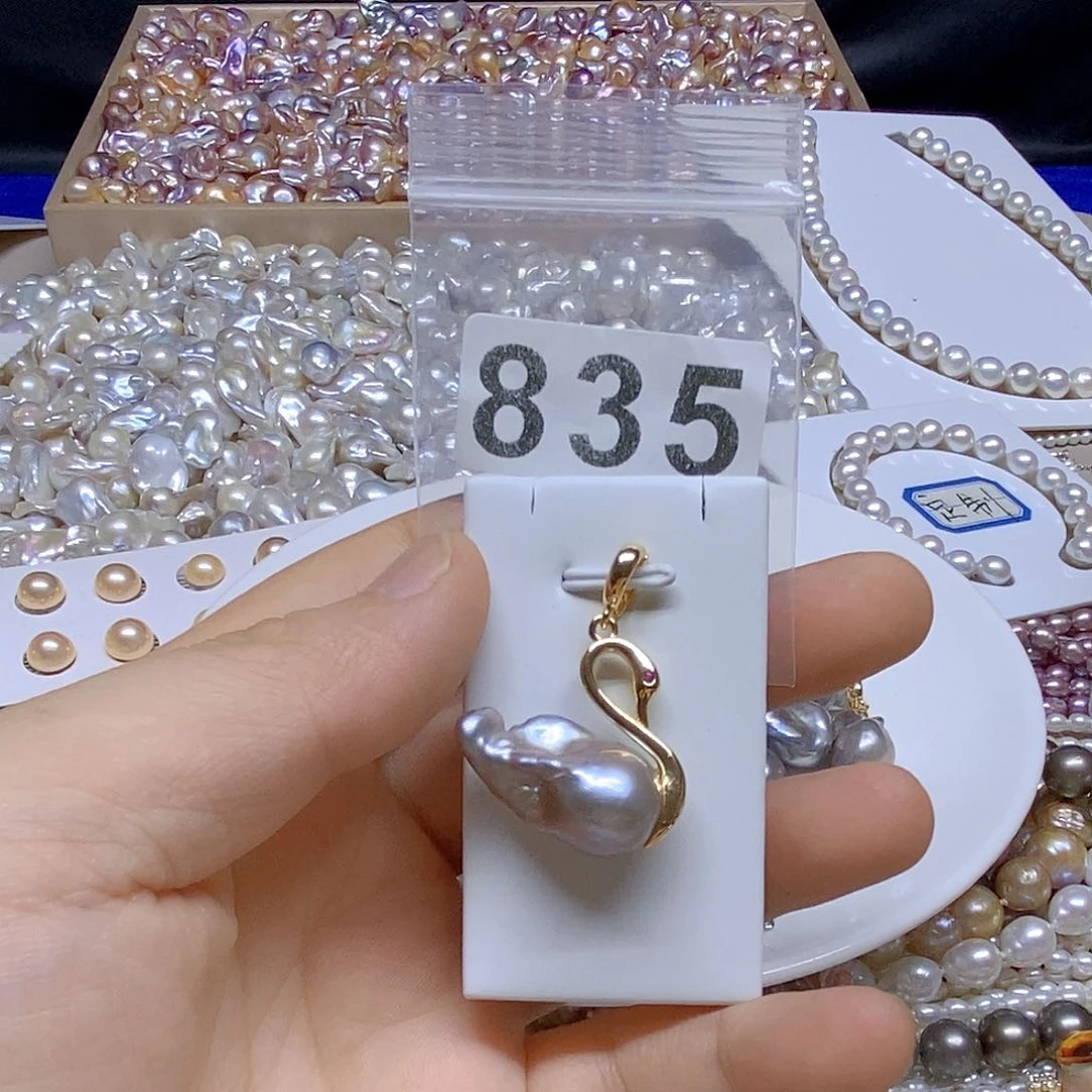 颈饰未镶嵌淡水珍珠