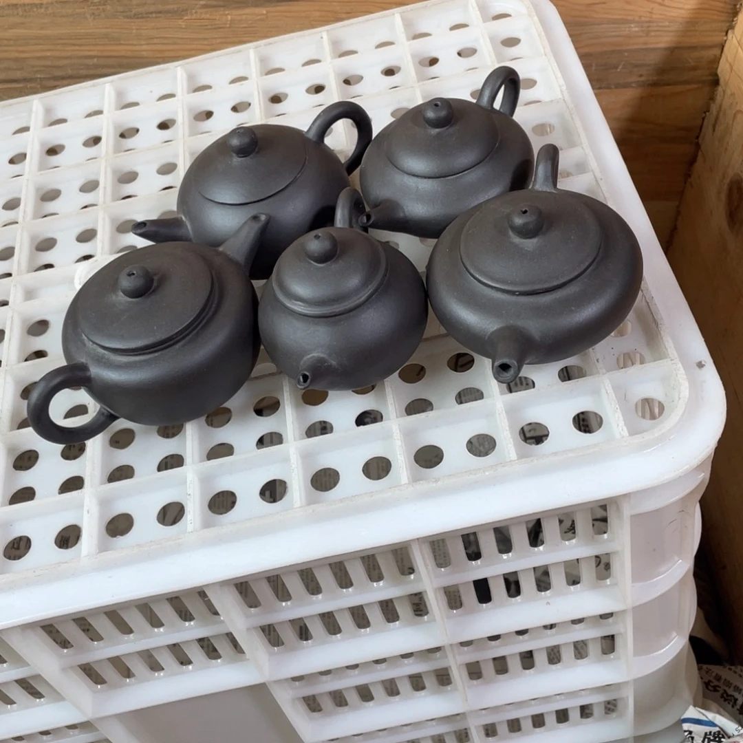 紫砂茶壶老厂紫砂壶一件。