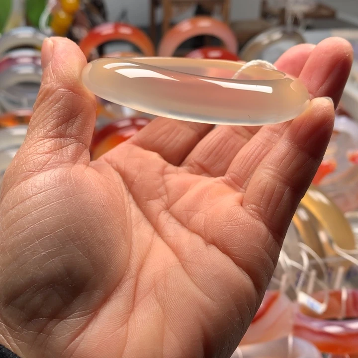 玛瑙/玉髓未镶嵌手镯