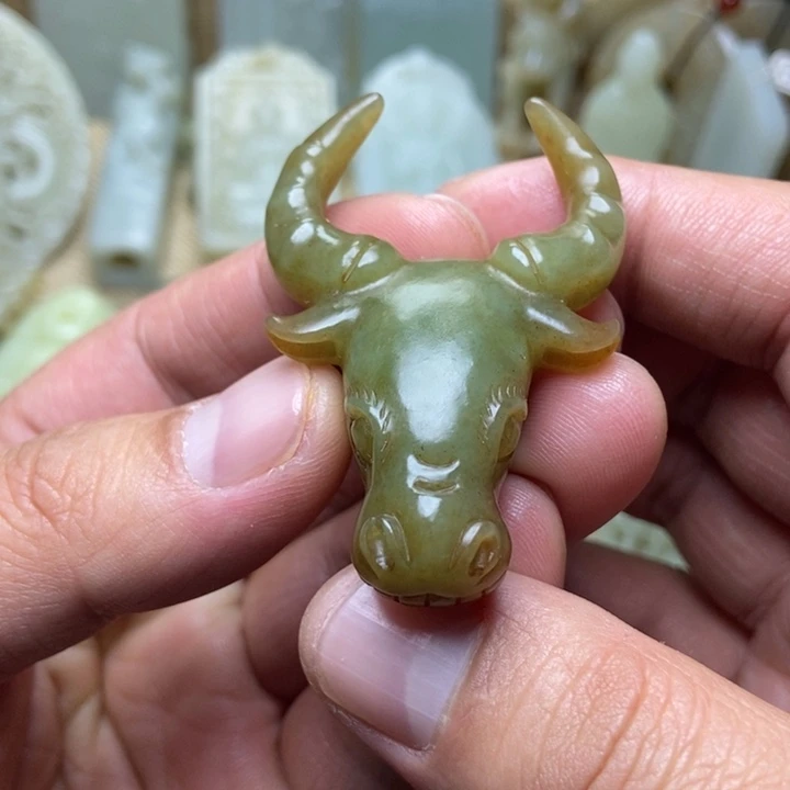 和田玉未镶嵌挂件