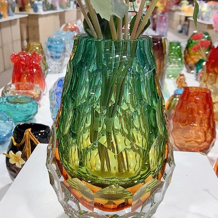 l****n琉璃花瓶高度22厘米口9厘米