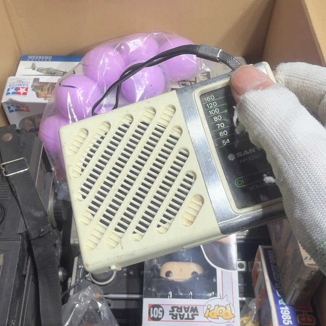 不***客未拆封中古商品，瑕疵品，不保好坏。