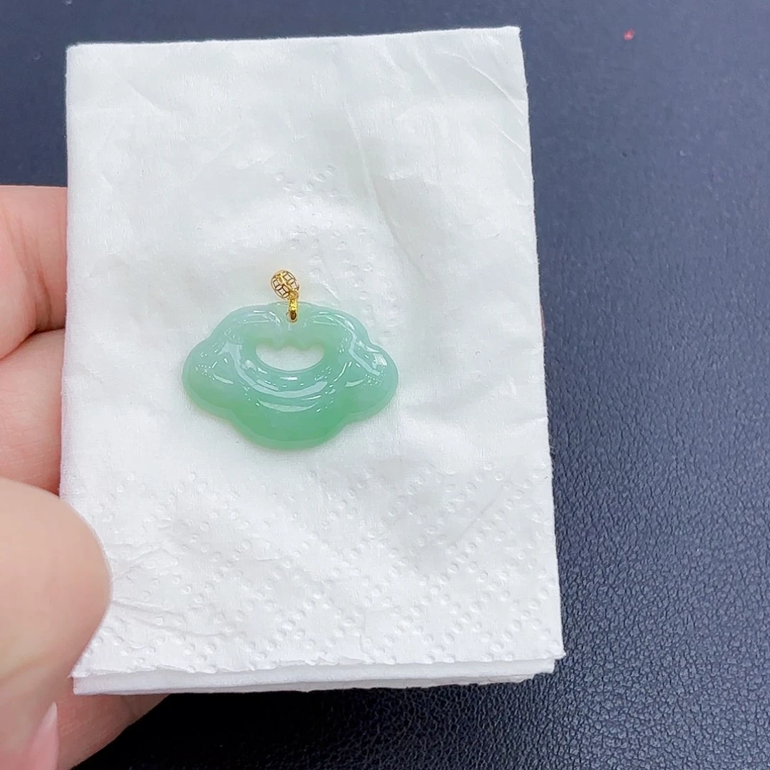 翡翠18K金镶嵌颈饰照*精品吊坠