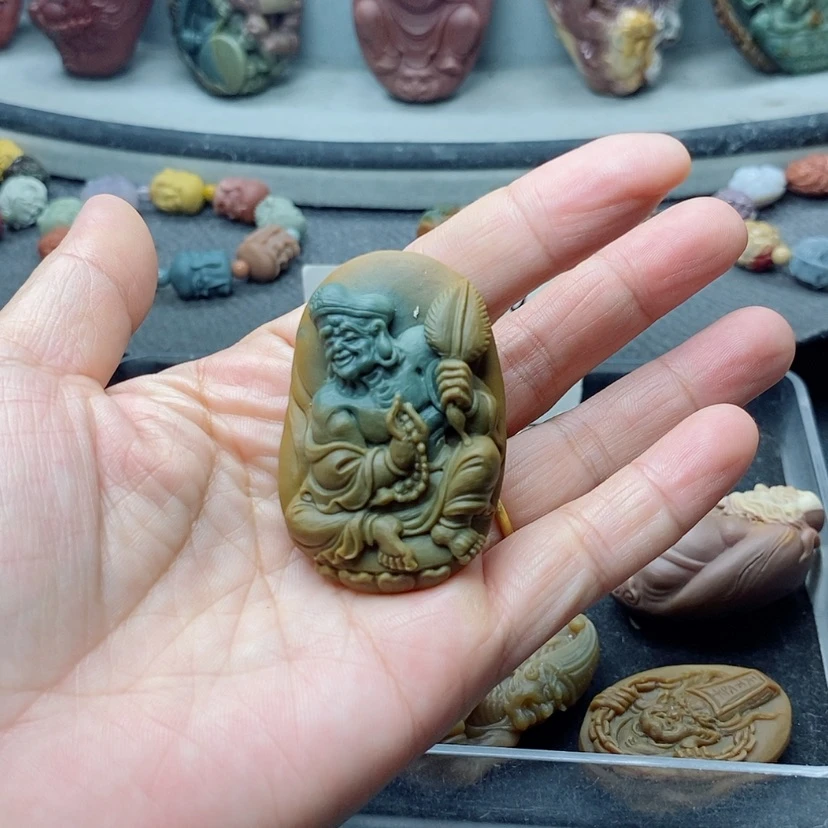 【闪购商品】定制石英质玉吊坠未镶嵌