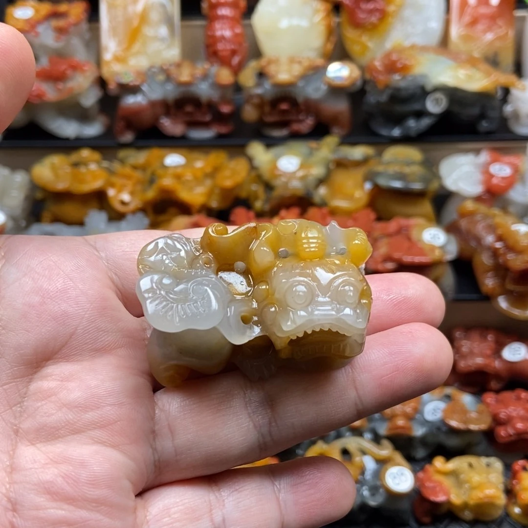 石英质玉（黄龙玉）挂件未镶嵌