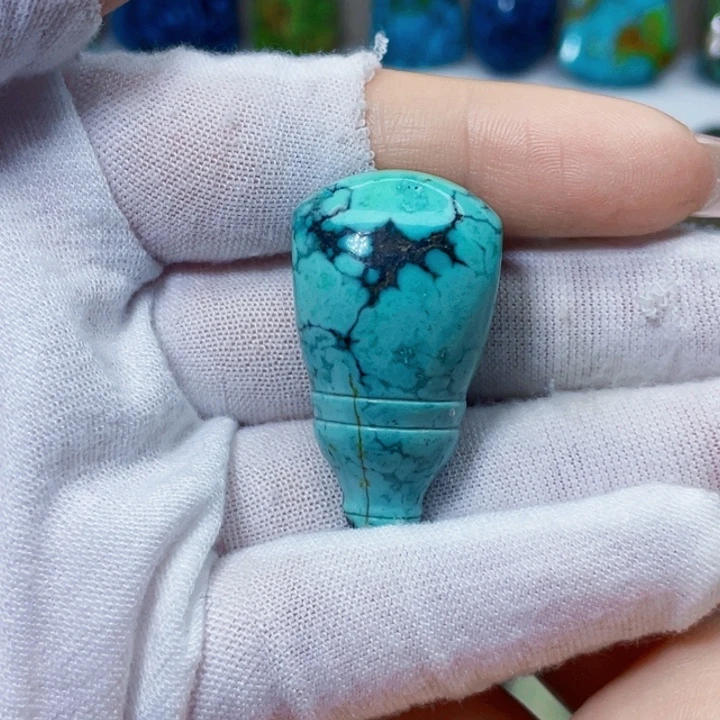 绿松石未镶嵌饰品