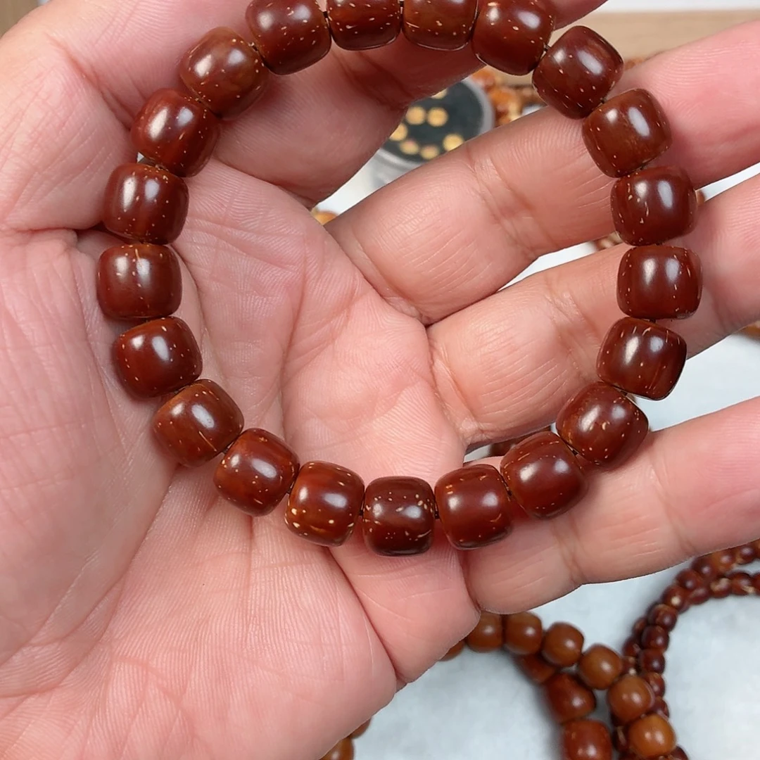 紫金鼠手串红皮老型，大尺寸老型红的快