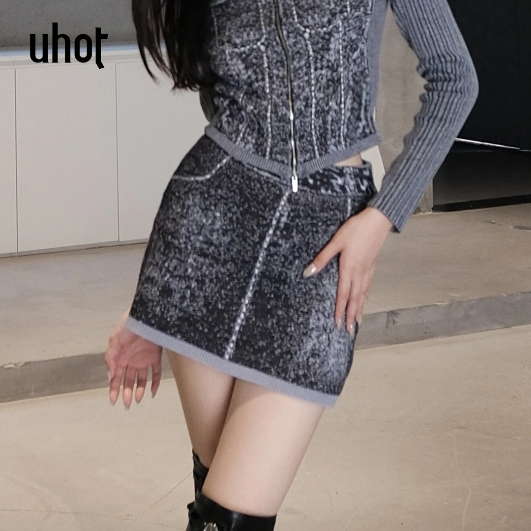UHOT 显瘦高腰修身包臀秋冬提花针织半裙UWWA3Q685M