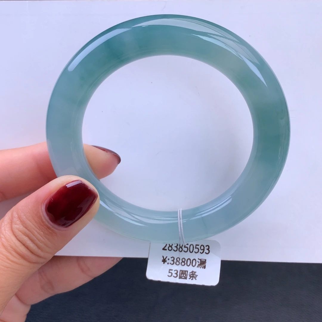 翡翠手镯未镶嵌冰胶蓝水渐变圆条手镯