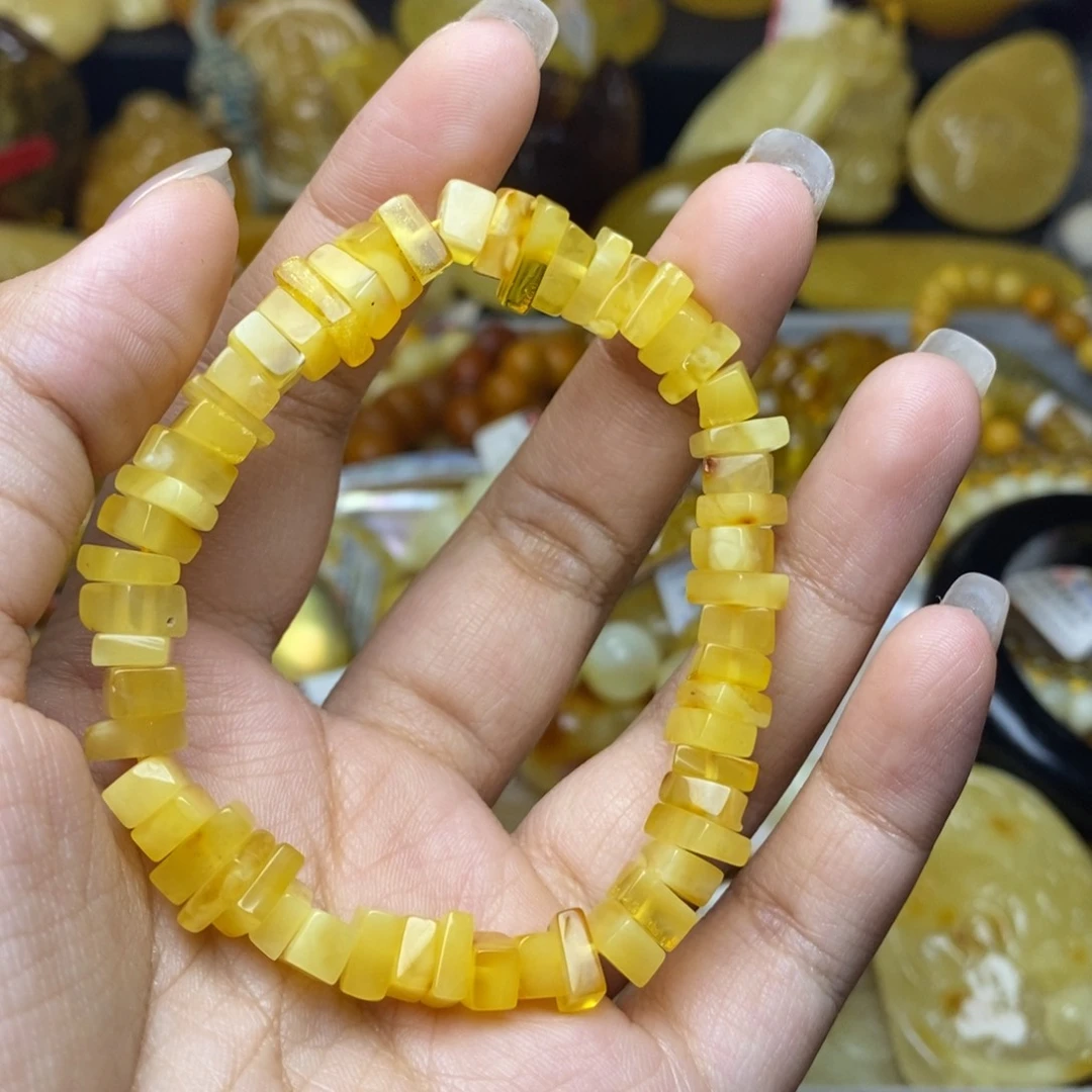 未镶嵌琥珀珠宝奇石