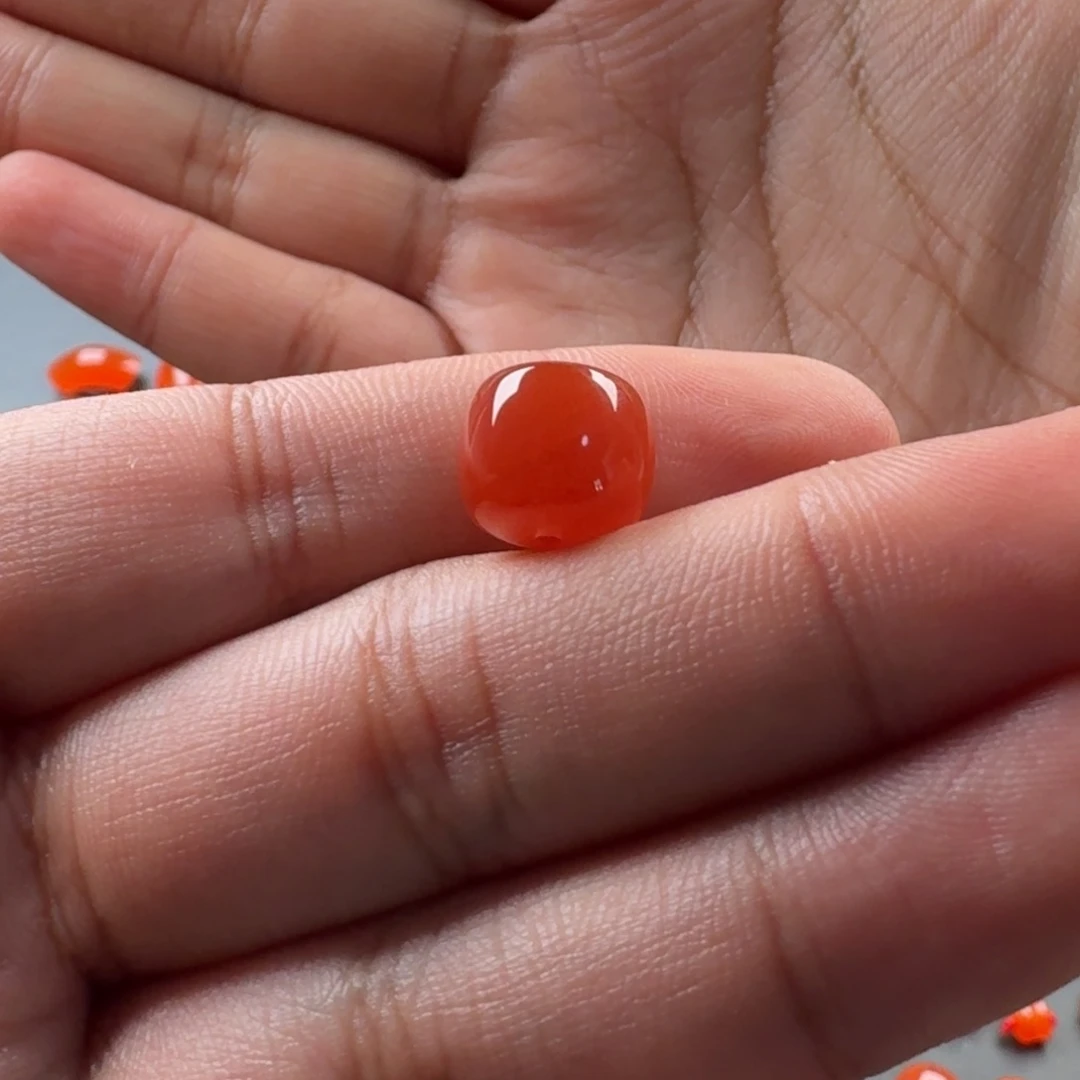 南红玛瑙未镶嵌老型11*9.6mm