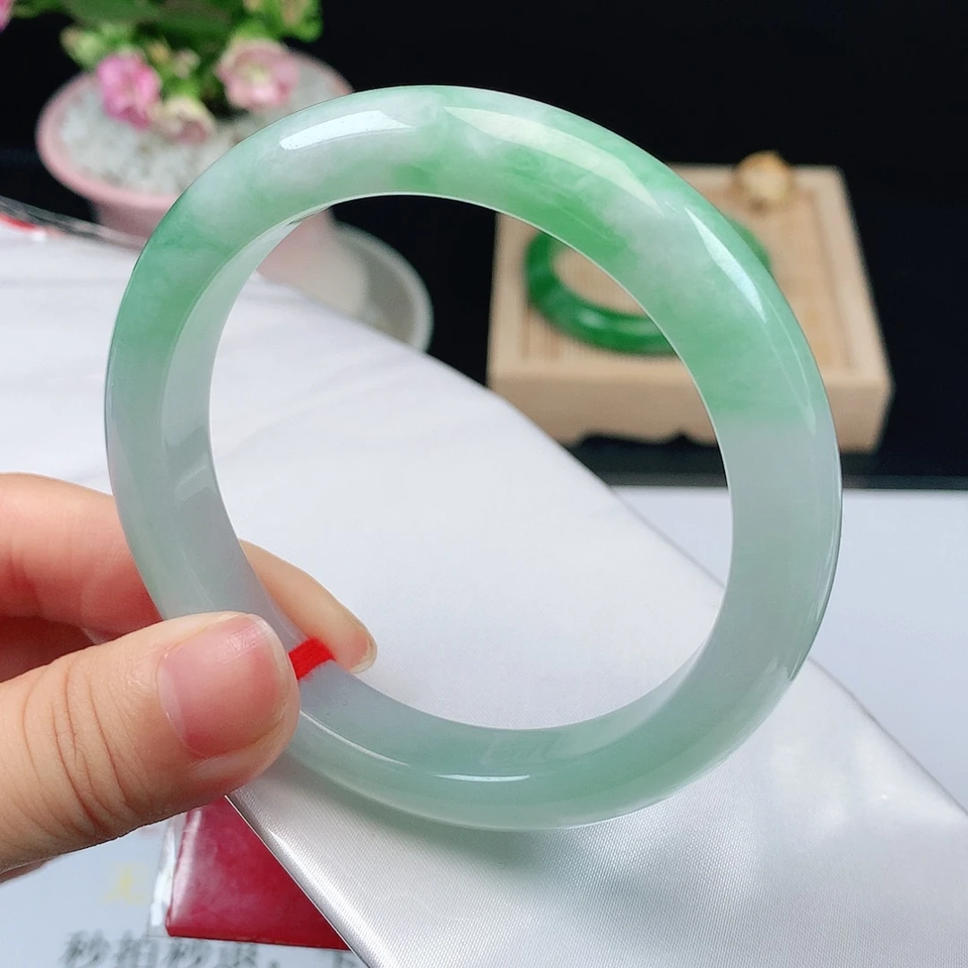 翡翠未镶嵌手镯1855