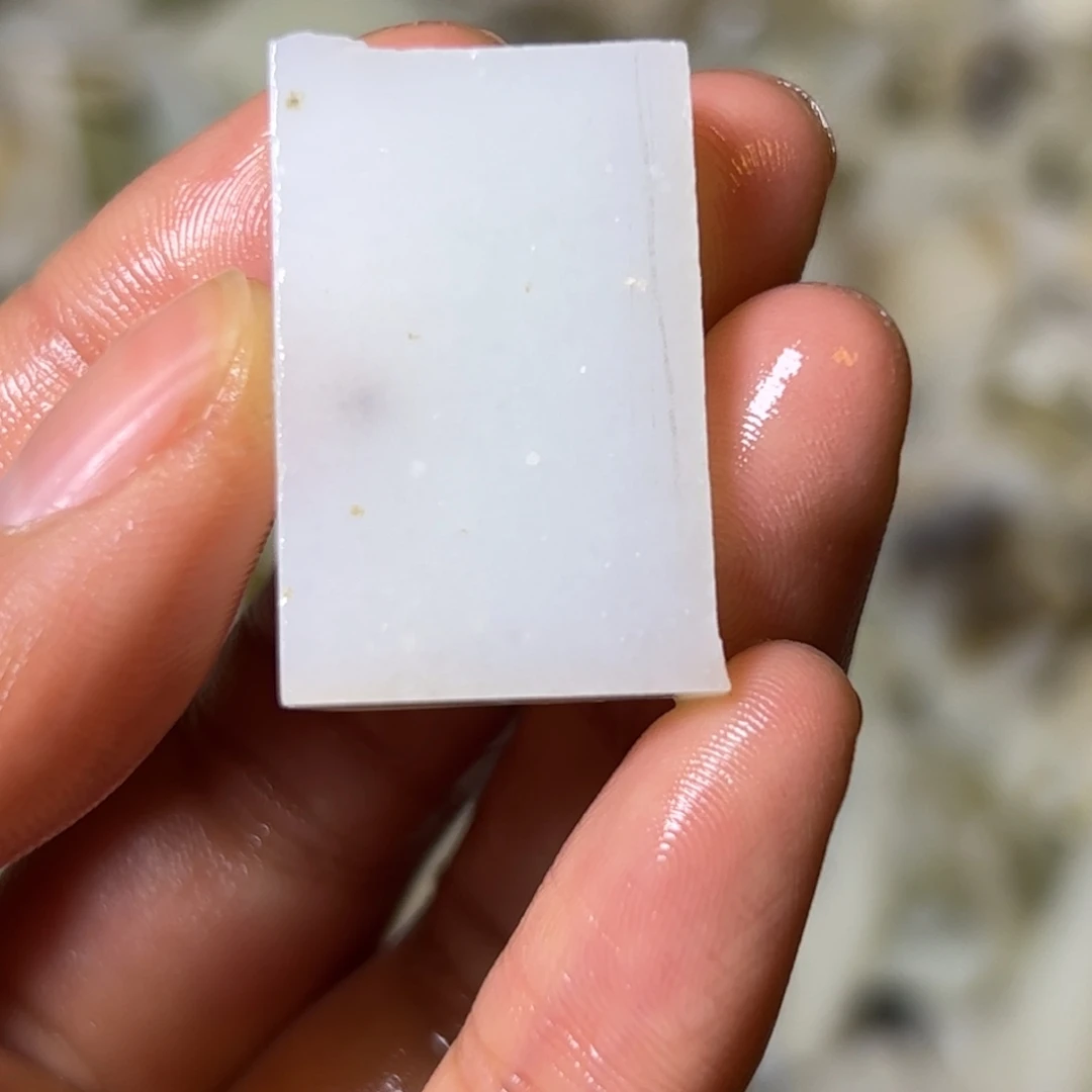 和田玉未镶嵌项链有裂