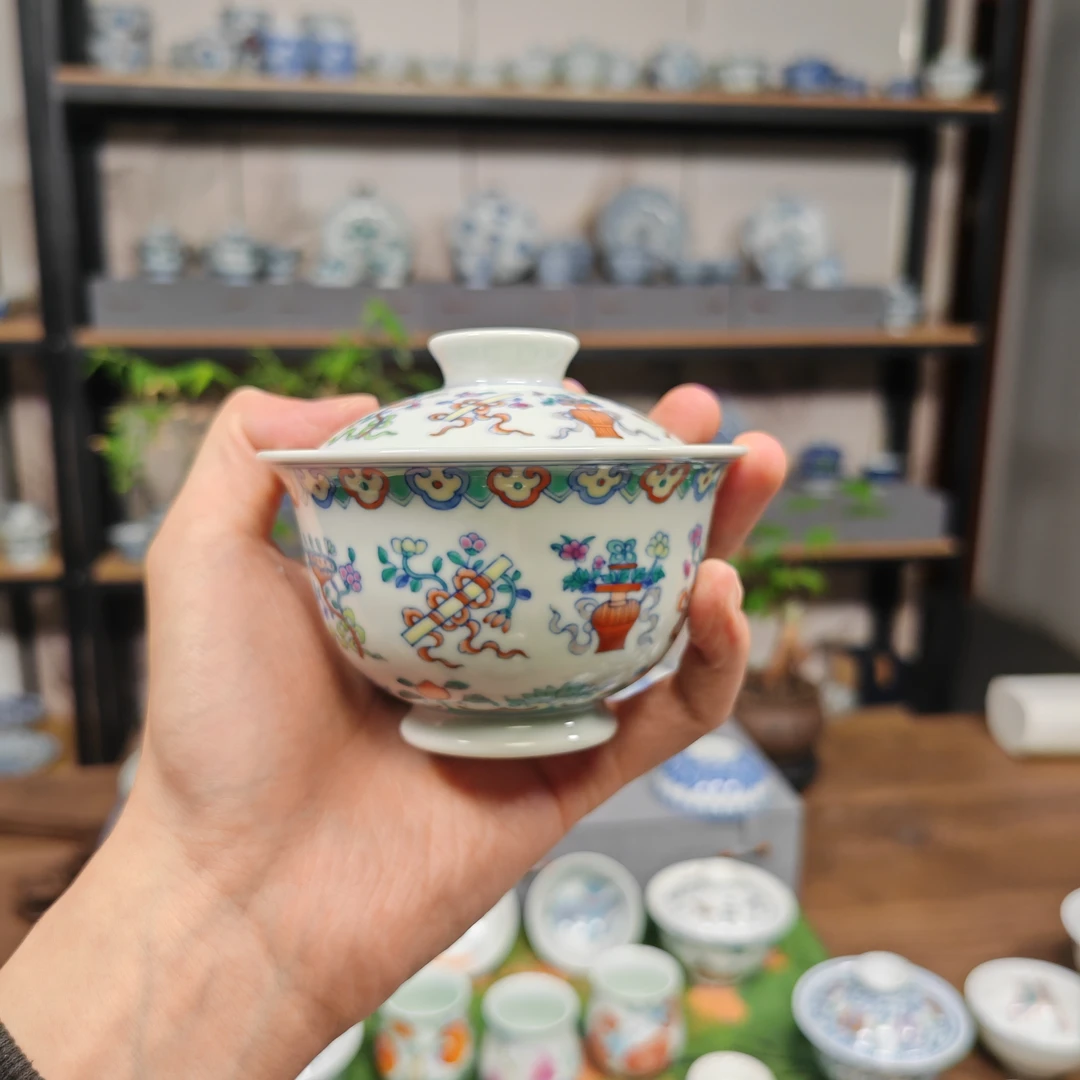 当代 斗彩手绘陶瓷八宝盖碗茶具