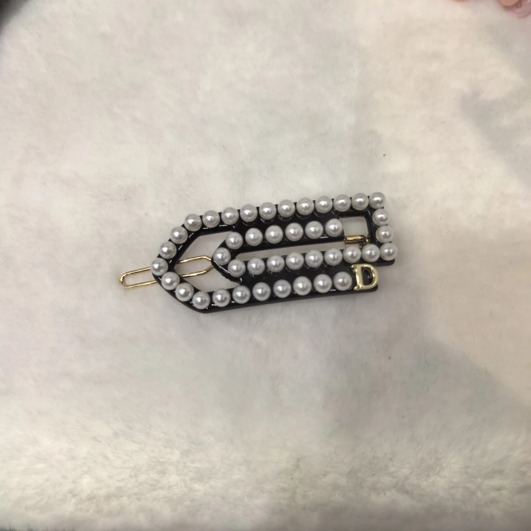 D575黑色铅笔白珠青蛙扣发夹