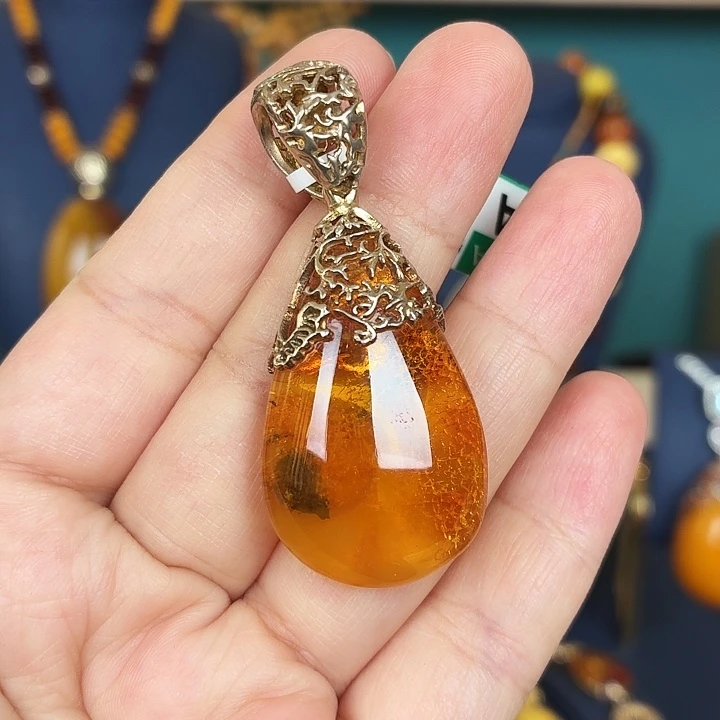 琥珀银S925镀金镶嵌颈饰