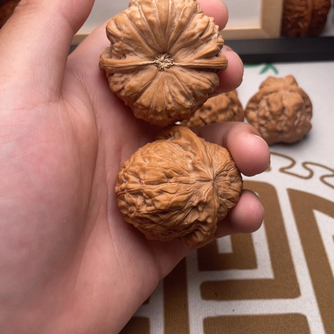 易****家文玩核桃文玩核桃9