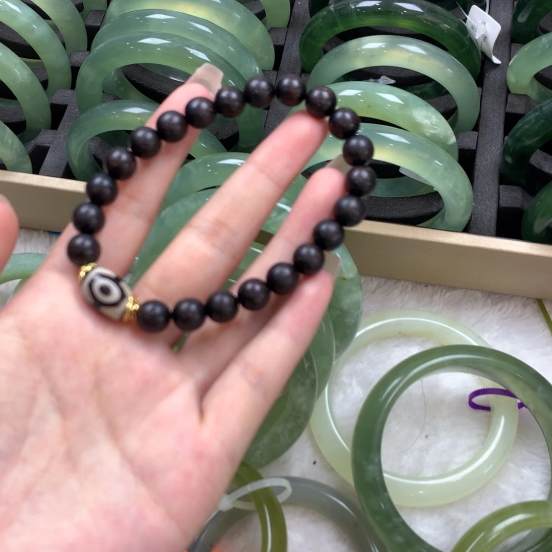 蛇纹石玉未镶嵌手镯62