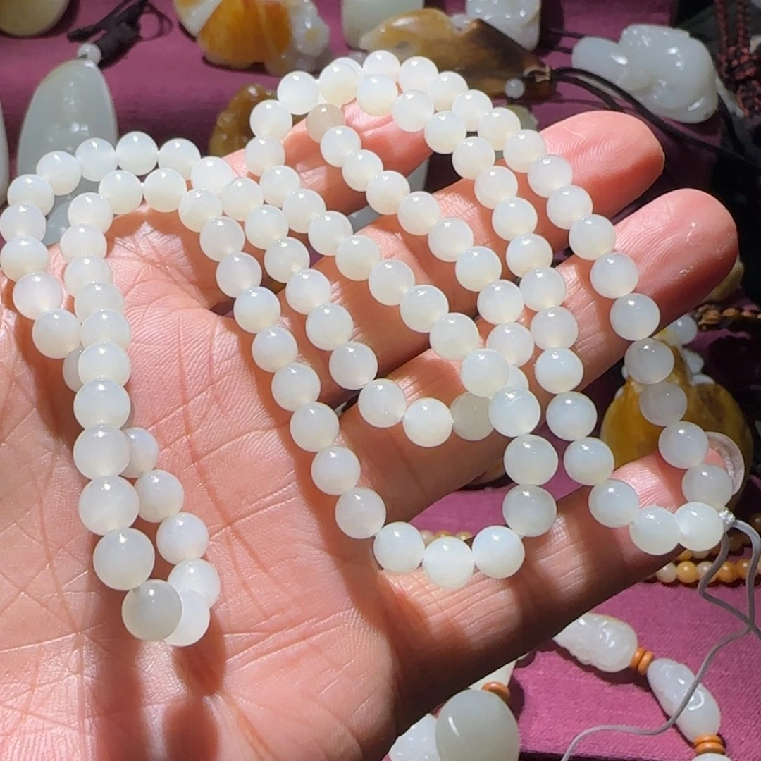 和田玉颈饰未镶嵌