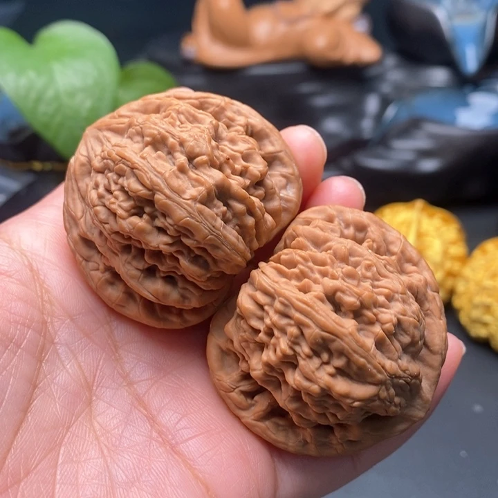 把件文玩核桃虎头王46尺