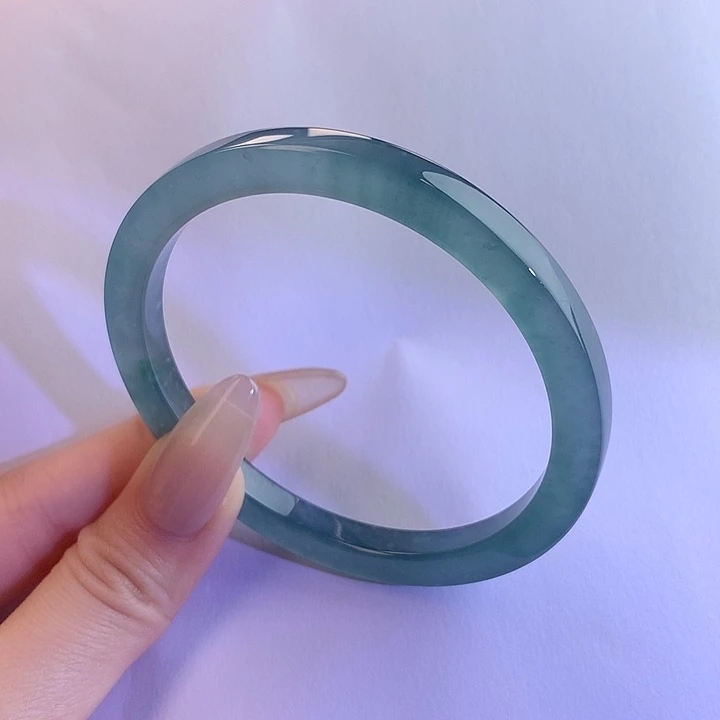 翡翠未镶嵌手镯60