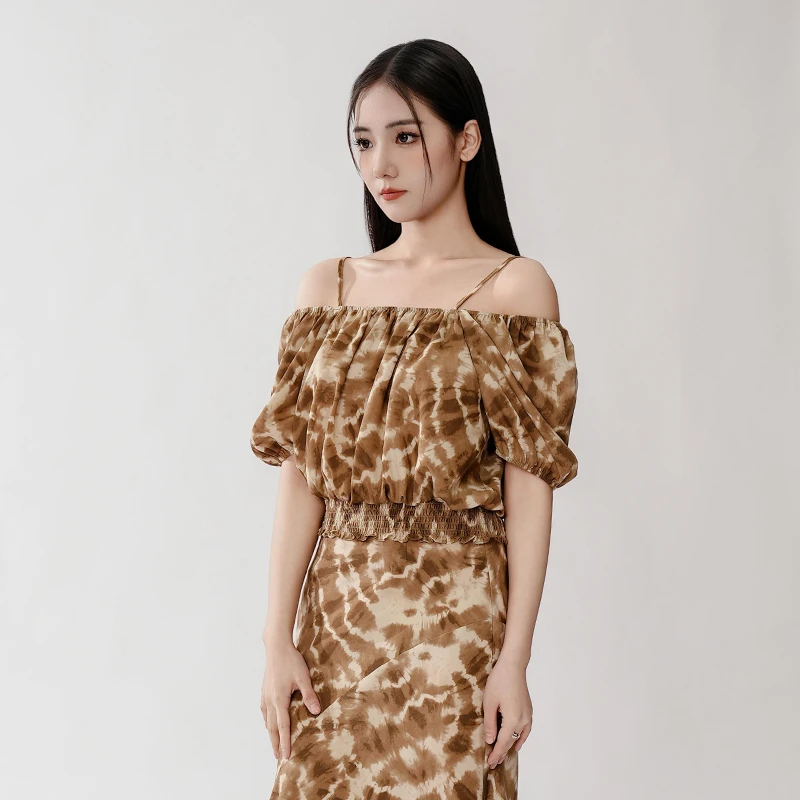 【小余专属】时尚花料短袖梭织上衣842356