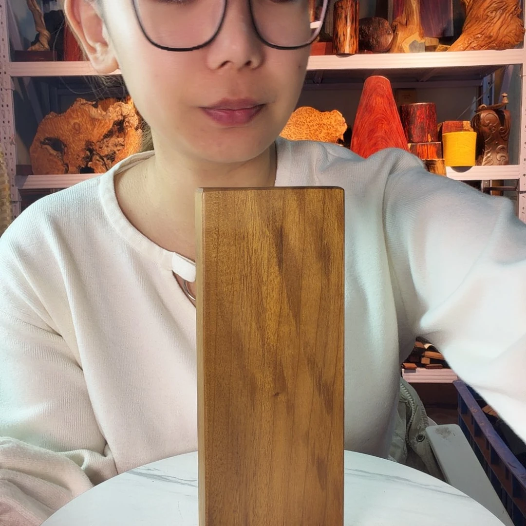 紫檀木类端景台?