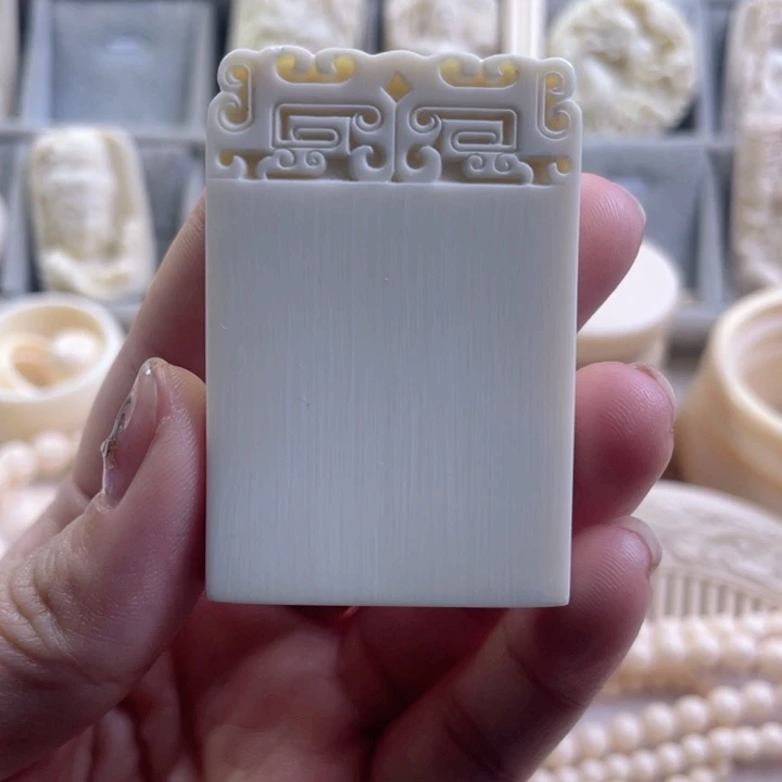 龍***坊仿古纹无事牌+脖挂绳