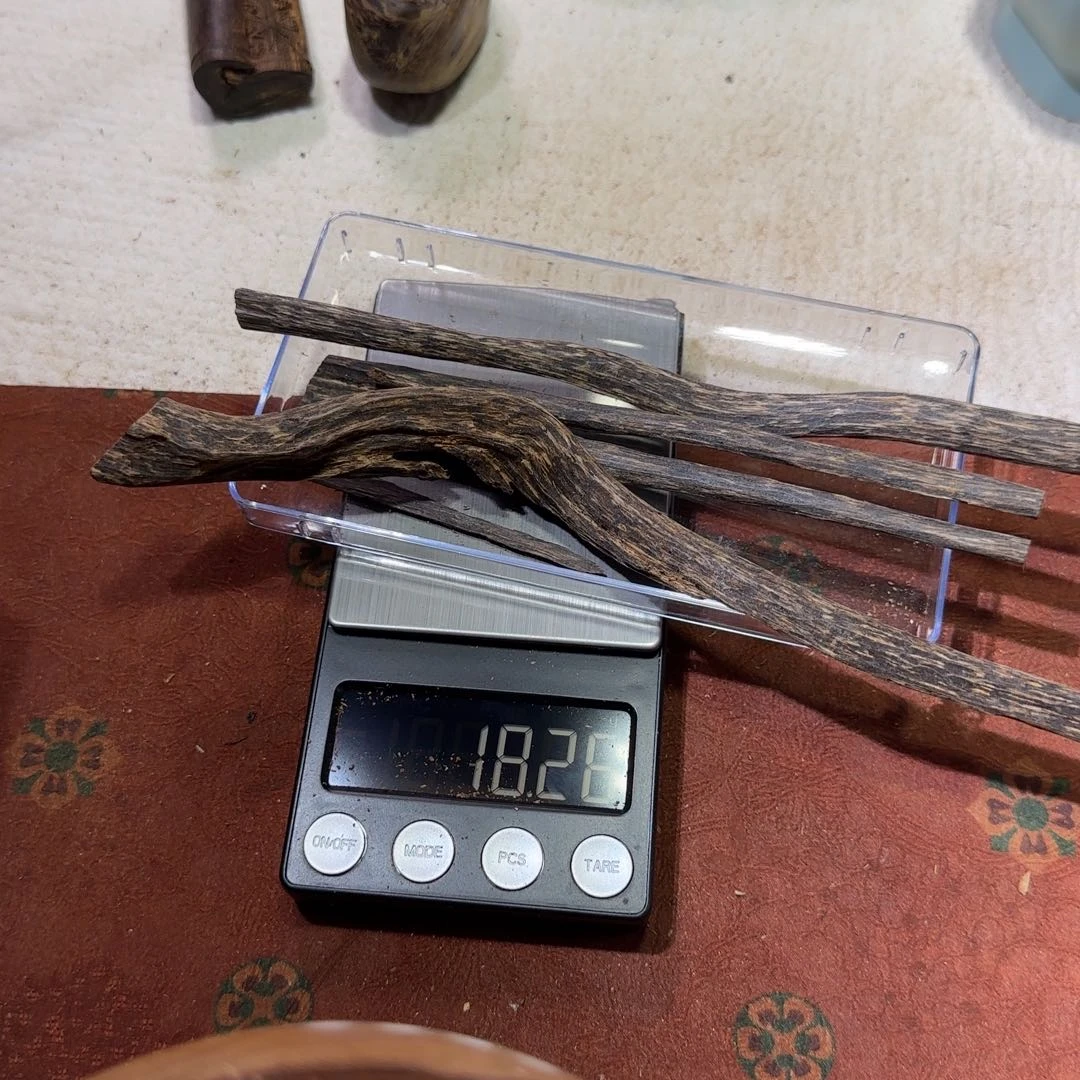 【闪购商品】沉香碎屑沉香18.26克文莱黑棋树心油99沉