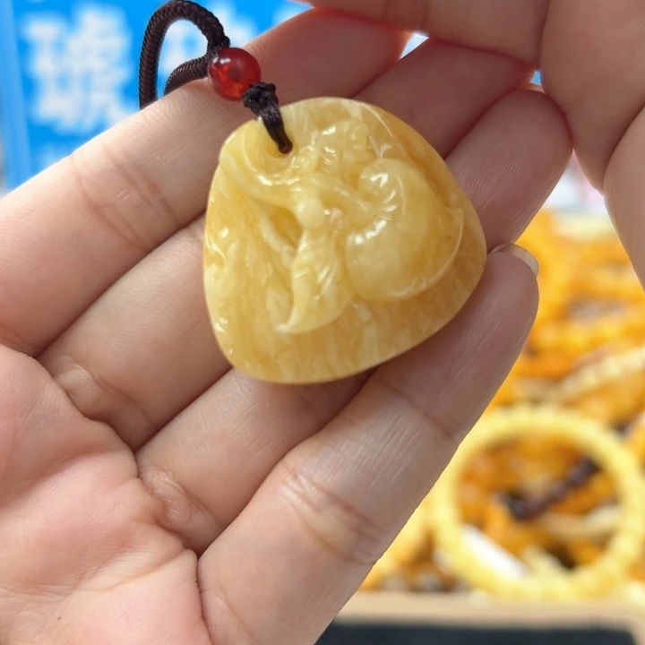 琥珀未镶嵌珠宝奇石