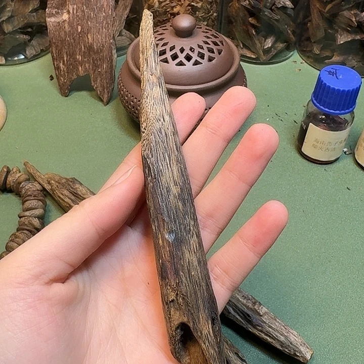 沉香碎屑沉香海南高端紫棋树心油虫漏老料14克