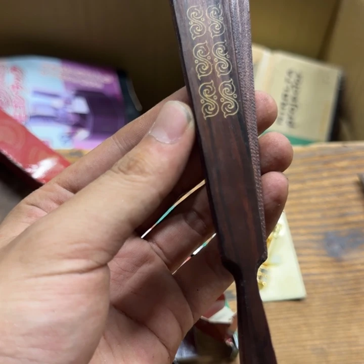 诗***@哈哈哈哈娇娇娇娇家