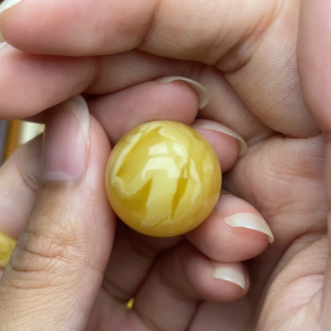 琥珀未镶嵌裸石浓蜜蜡