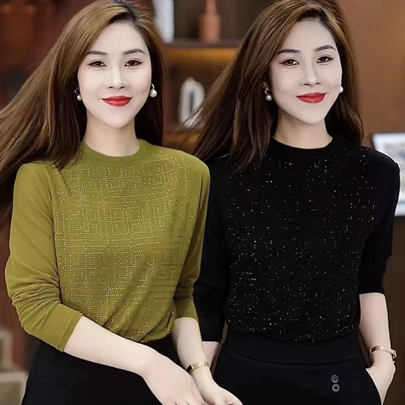 烫钻上衣女秋季新款圆领时尚洋气减龄妈妈装气质长袖百搭打底衫