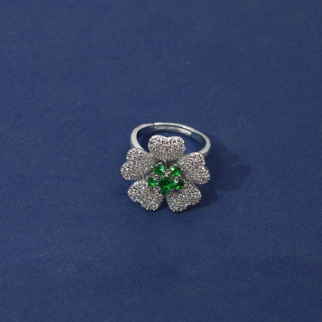 铜合金合成锆石戒指 N850 小雏菊花朵戒指