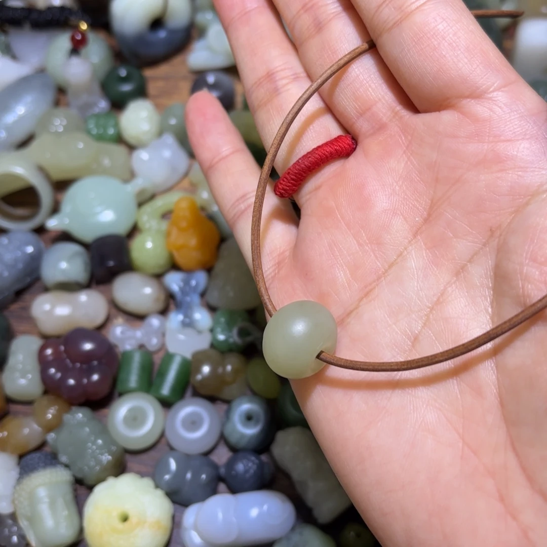 和田玉未镶嵌珠宝半成品