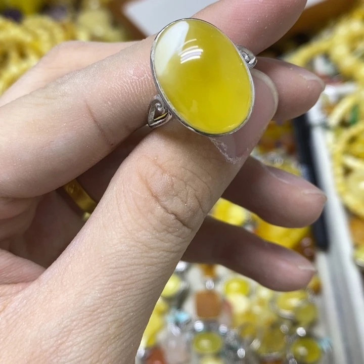 蜜蜡银S925镶嵌裸石戒指