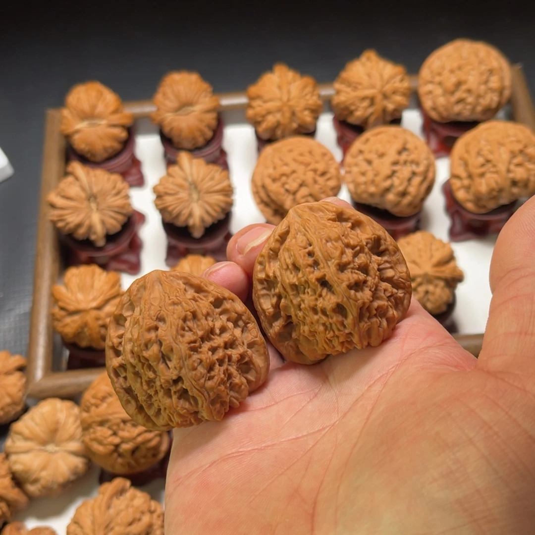 文玩核桃把件全品南将石高炮核桃尺寸44