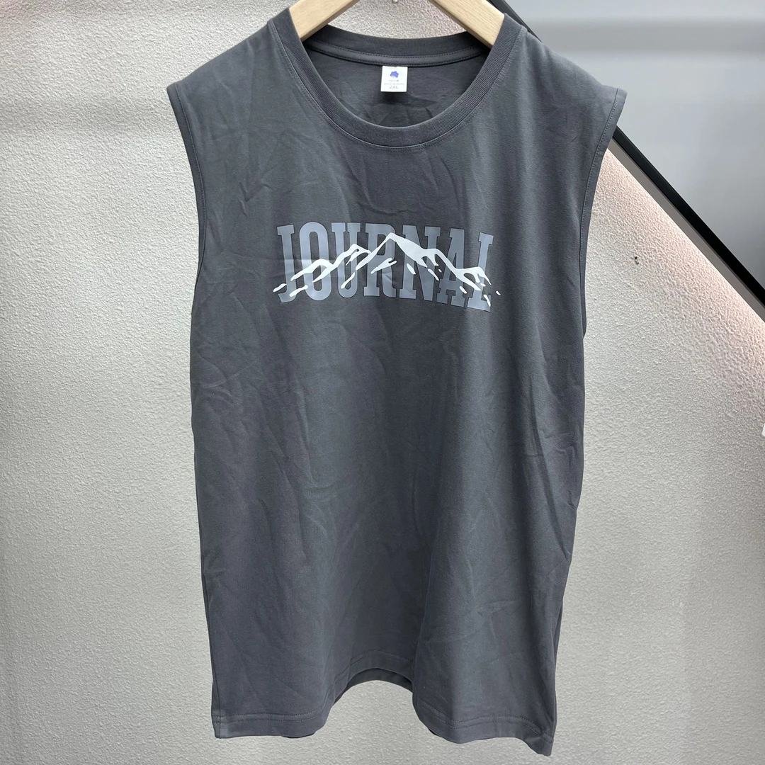 452小众设计商场撤柜短袖