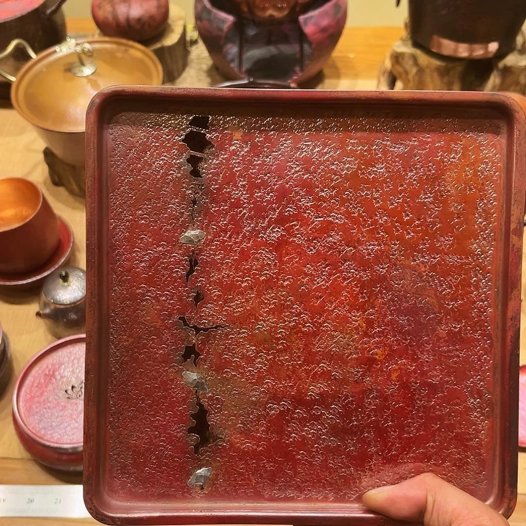 正方形银桔钉壶承手工锻打工艺