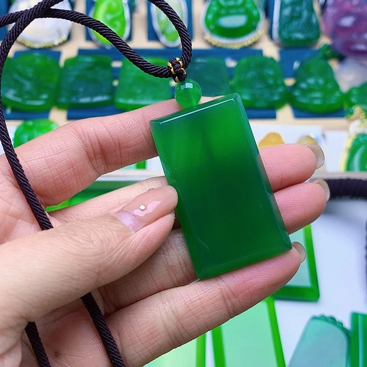 玛瑙/玉髓吊坠未镶嵌