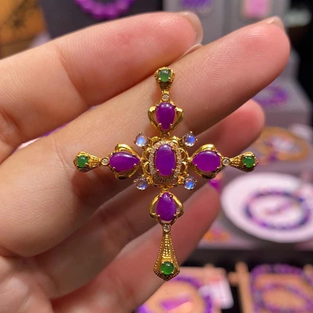 苏纪石（舒俱来）18K金镶嵌吊坠(不含链)