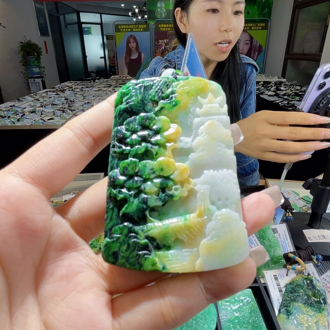 颈饰未镶嵌翡翠一