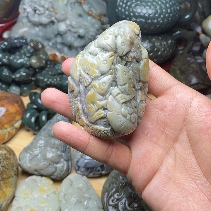 和田玉未镶嵌挂件