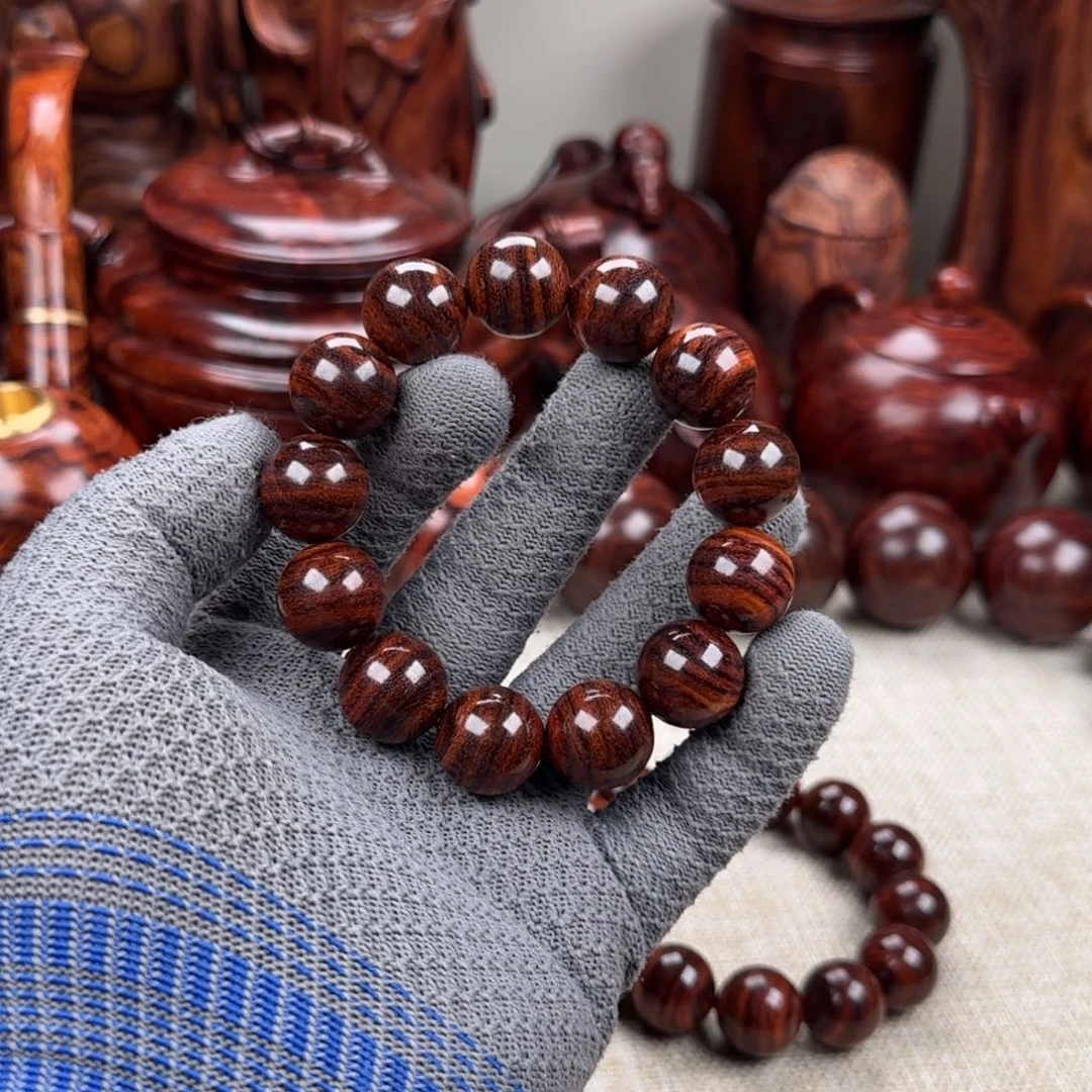 黄花梨/降香黄檀把件1.8cm