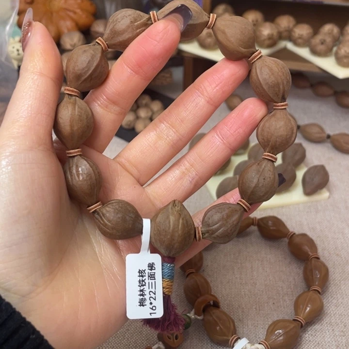 手串/手链橄榄核、****梅林铁核16.22头货三面佛