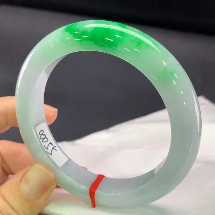 翡翠未镶嵌手镯正圈59