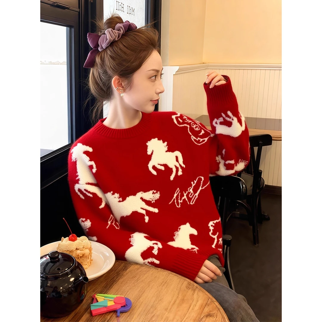 红色刺绣毛衣女款2025新款冬季多巴胺跨年圣诞穿搭本命年马年上衣