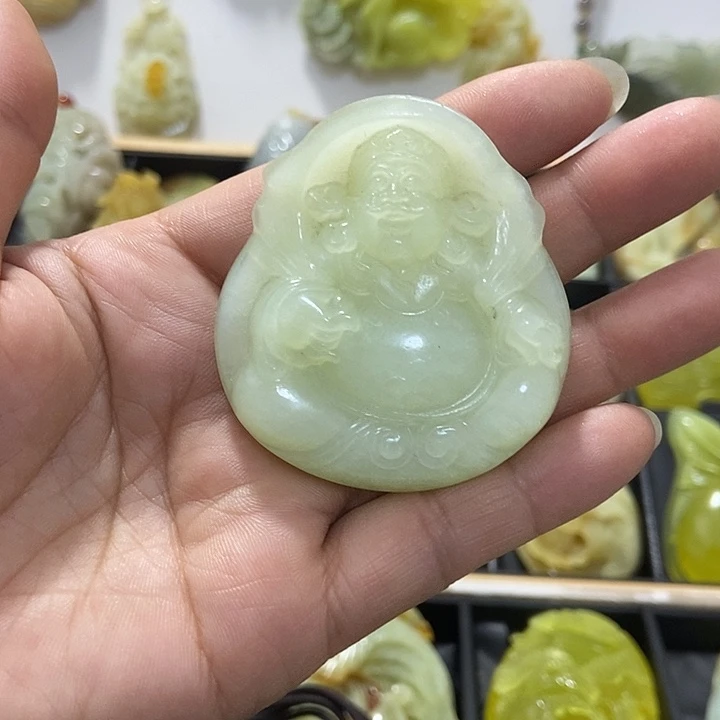 蛇纹石玉未镶嵌挂件