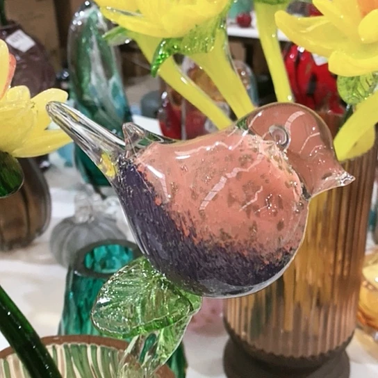 琉璃花瓶高45厘米宽9厘米